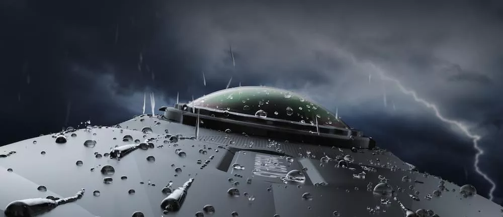 Водонепроницаемость Insta360 X5